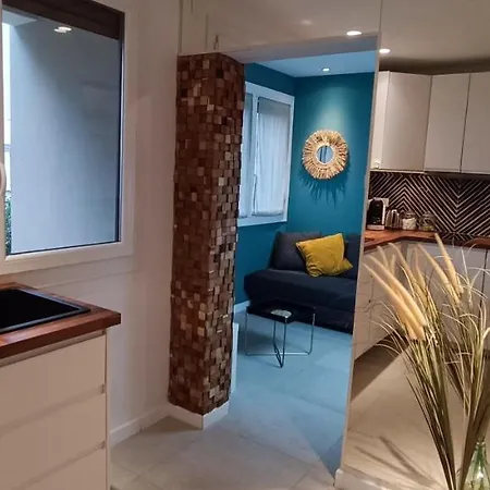 Apartmán Magnifique T2 Centre 5 Min A Pieds Des Arenes De *