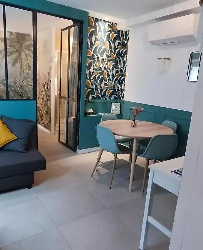 Magnifique T2 Centre 5 Min A Pieds Des Arenes De Appartement Nîmes